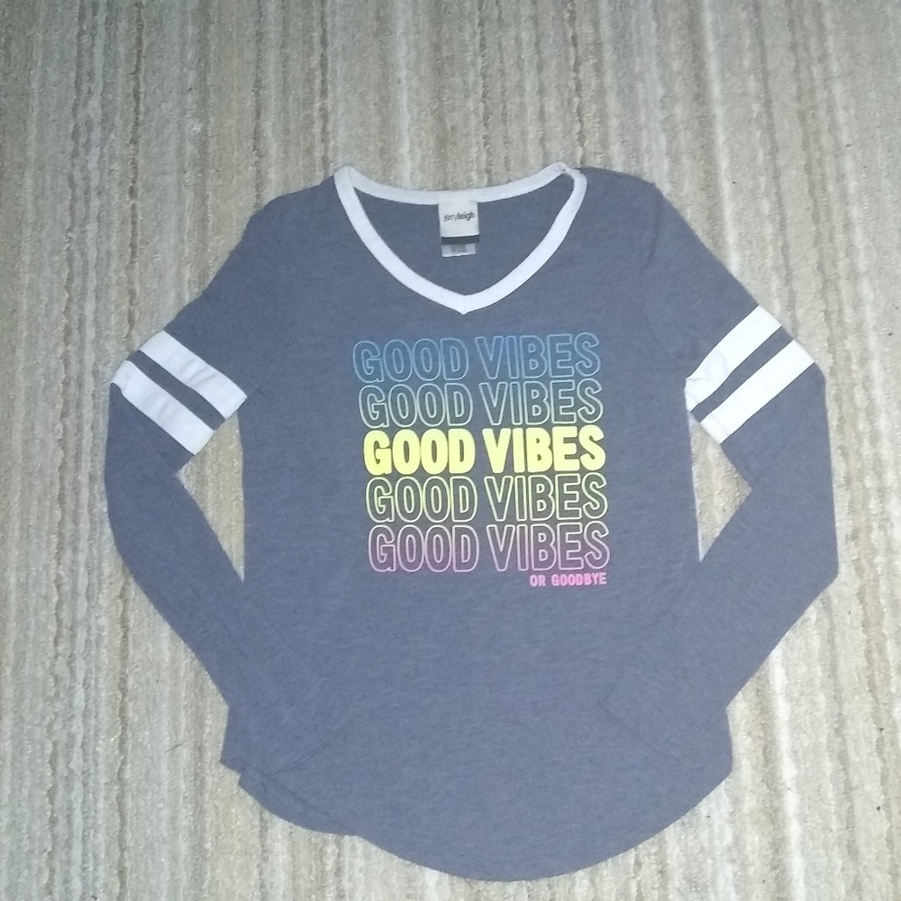 "Good Vibes" Long Sleeve Graphic Tee Size XCH(1) - Picture 2 of 7